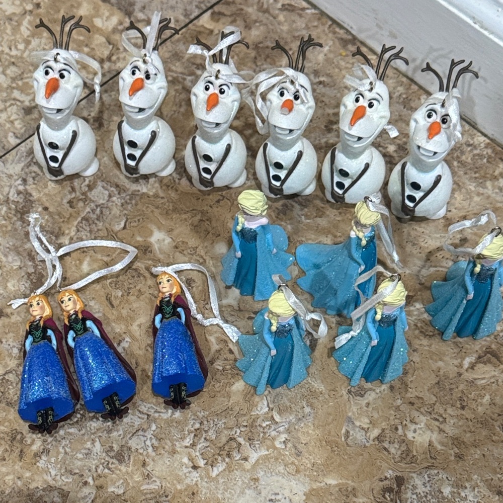 Disney Frozen Olaf and Sisters Ornament Set - Blue and White